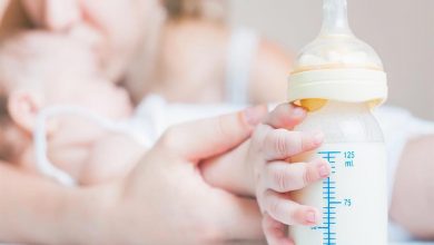 أسباب رفض الطفل الرضاعة الصناعية